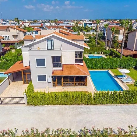 Paradise Town Estella Βίλα *