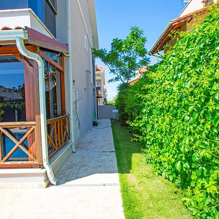 Paradise Town Estella Βίλα Μπέλεκ